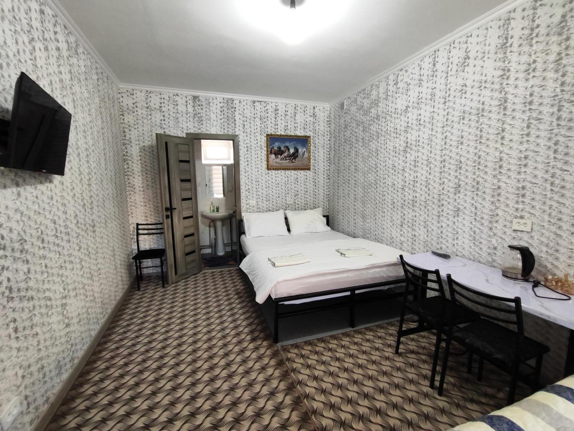 Guest House Sanat Naryn Extérieur photo